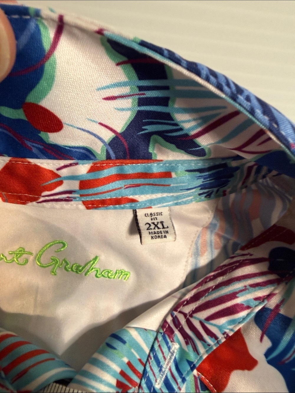 Robert Graham Multicolor Palm-Print Top - White Base with Red & Blue - Picture 7 of 9